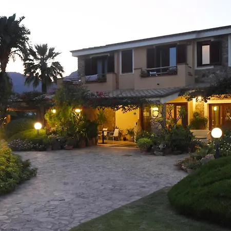 Le Anfore Hotell Villasimius