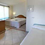 Le Anfore מלון