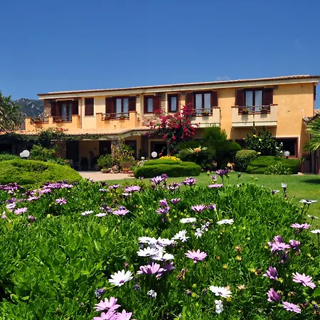 Le Anfore Hotel