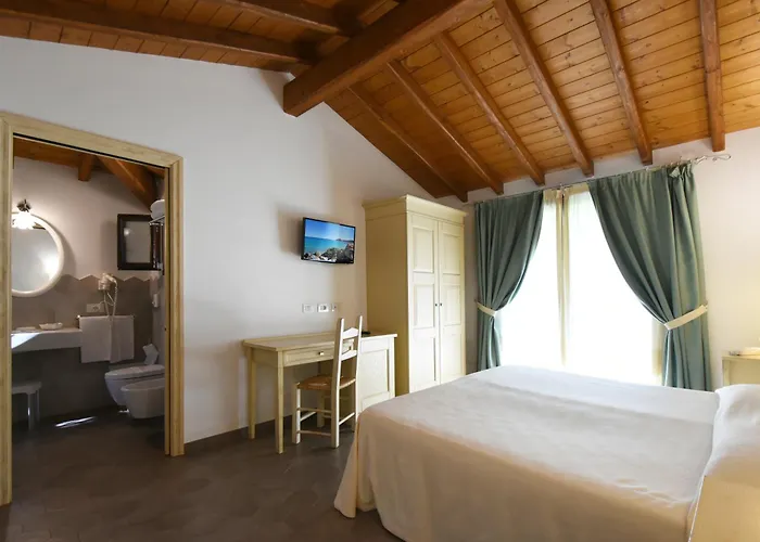 乐安福尔酒店 3*