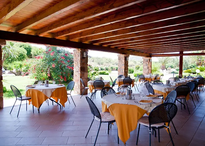 乐安福尔酒店 3*