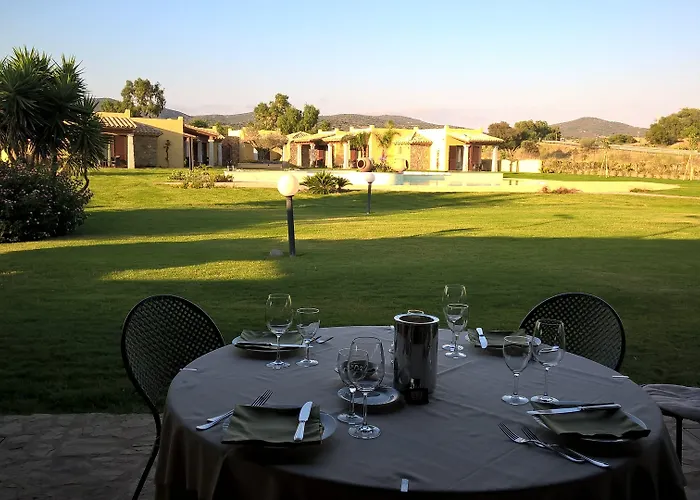 乐安福尔酒店 3* 维拉西米乌斯